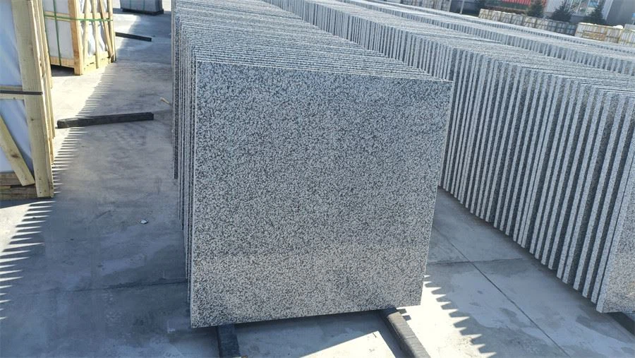 सफेद चमकदार फर्श टाइलें 600x600